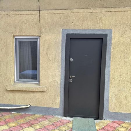 Apartamnet Regim Hotelier Bucharest Luaran gambar