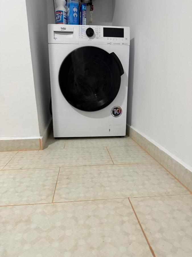 Apartamnet Regim Hotelier Bucharest Luaran gambar